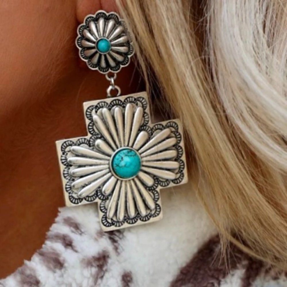SILVER SOUTHWEST CROSS EARRINGS 